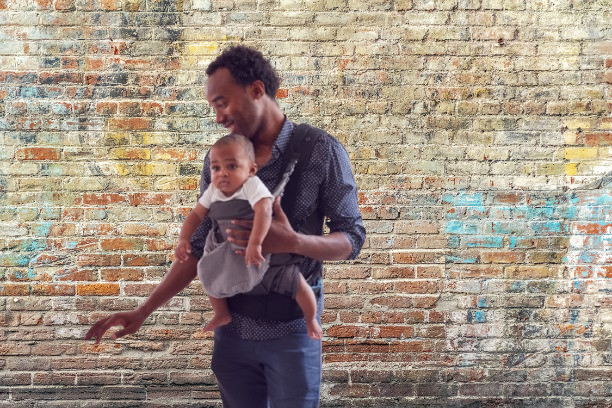 baby wearing lending la crosse
